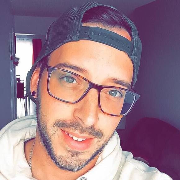 Meet your Posher, Patrick - Picture 1 of 1